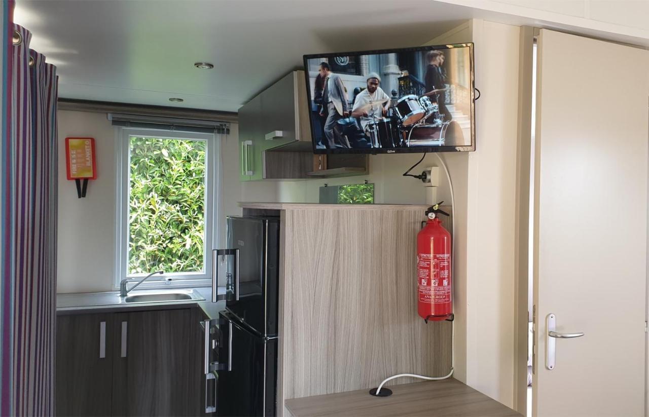 Mobil Home 6-8 Places Parcelle 4 Climatise Biville-sur-Mer エクステリア 写真